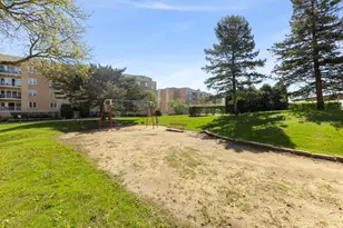 2222 S Stewart Ave, Lombard, IL 60148 - Photo 22