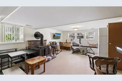 7901 Iroquois Court, Woodridge, IL 60517 - Photo 16