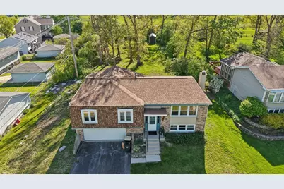 7901 Iroquois Court, Woodridge, IL 60517 - Photo 1