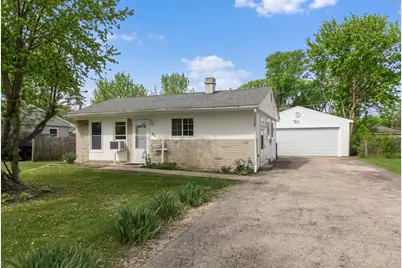 22 Wren Road, Carpentersville, IL 60110 - Photo 1
