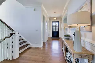 5557 S Stough St, Hinsdale, IL 60521 - Photo 2