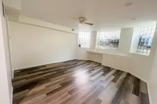 5138 S Kenwood St, Chicago, IL 60615 - Photo 2