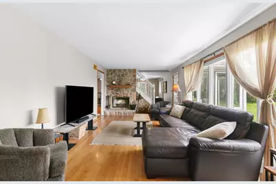 1080 Cardinal Drive S, Lake Zurich, IL 60047 - Photo 10