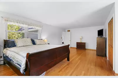 1080 Cardinal Drive S, Lake Zurich, IL 60047 - Photo 16