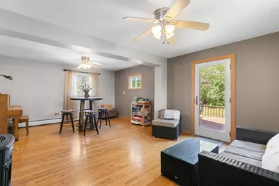1080 Cardinal Drive S, Lake Zurich, IL 60047 - Photo 12