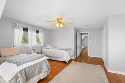 1080 Cardinal Drive S, Lake Zurich, IL 60047 - Photo 20