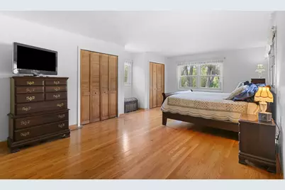 1080 Cardinal Drive S, Lake Zurich, IL 60047 - Photo 18