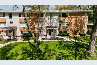 6910 W 109th Street #1B, Worth, IL 60482 - Photo 2