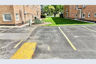 6910 W 109th Street #1B, Worth, IL 60482 - Photo 20