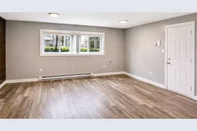 6910 W 109th Street #1B, Worth, IL 60482 - Photo 6