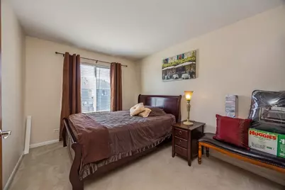 558 Lincoln Station Drive #558, Oswego, IL 60543 - Photo 12