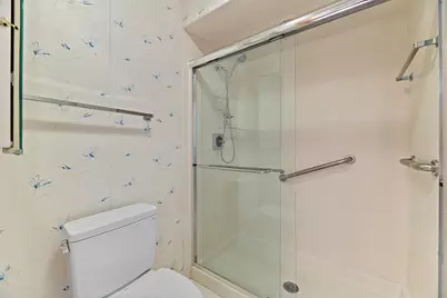 1000 Deerfield Road #101, Highland Park, IL 60035 - Photo 14