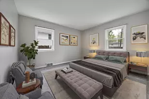 25 N Iowa Ave, Addison, IL 60101 - Photo 10