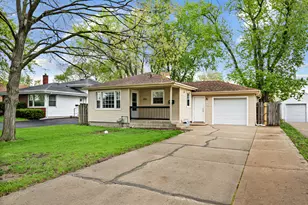 25 N Iowa Ave, Addison, IL 60101 - Photo 2