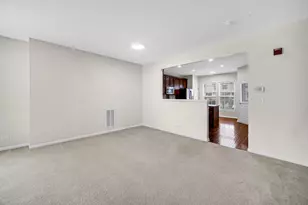 82 Arcadia Ln, Lake Zurich, IL 60047 - Photo 6
