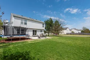 2177 W Wicklow Ln, Round Lake, IL 60073 - Photo 26