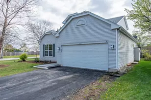 2177 W Wicklow Ln, Round Lake, IL 60073 - Photo 28