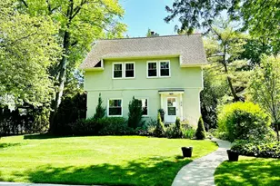 314 Oxford Rd, Kenilworth, IL 60043 - Photo 1