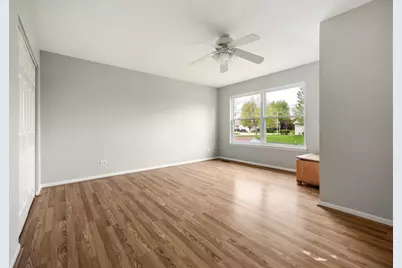 992 McPhee Drive, Lake in the Hills, IL 60156 - Photo 20