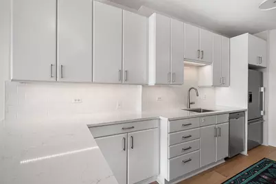 800 Elgin Road #PH20, Evanston, IL 60201 - Photo 4