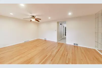 2972 S Loomis Street, Chicago, IL 60608 - Photo 8