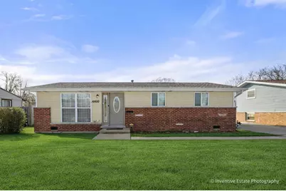 16600 Oxford Drive, Markham, IL 60428 - Photo 1