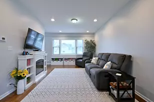 947 Hannah Ave, Forest Park, IL 60130 - Photo 8
