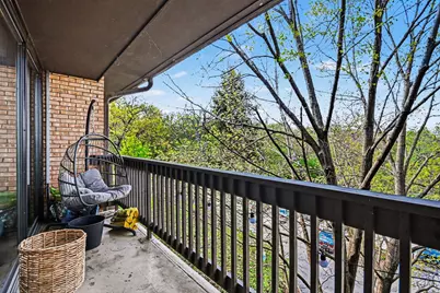 5700 Hillcrest Lane #3L, Lisle, IL 60532 - Photo 10