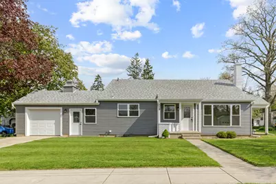 118 Edgewood Avenue, Hampshire, IL 60140 - Photo 1
