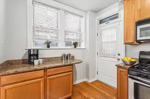 824 Washington Blvd, Oak Park, IL 60302 - Photo 14