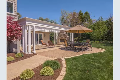 27 Country Club Place, Bloomington, IL 61701 - Photo 6