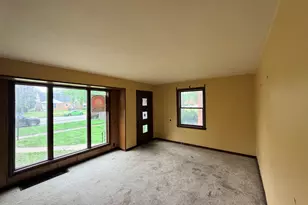 1568 Wentworth Ave, Calumet City, IL 60409 - Photo 4