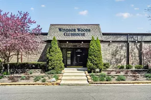 2638 N Windsor Dr, Arlington Heights, IL 60004 - Photo 38