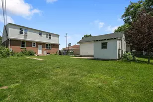 17931 W Gages Lake Rd, Grayslake, IL 60030 - Photo 14