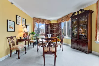 501 N Clinton Street #1303, Chicago, IL 60654 - Photo 8