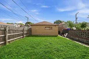 2637 S Karlov Ave, Chicago, IL 60623 - Photo 24