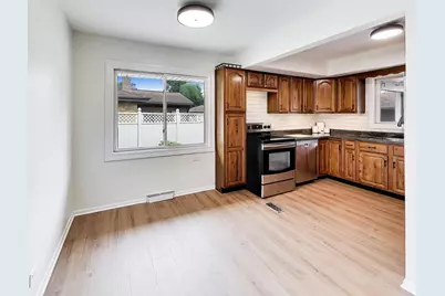 3N361 N Howard Avenue, Elmhurst, IL 60126 - Photo 6