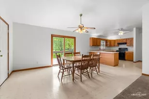 1224 Sandhurst Dr, Sandwich, IL 60548 - Photo 6