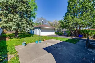 338 Ash Ave, Wood Dale, IL 60191 - Photo 16