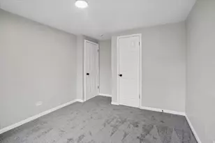 2151 Morningside Ln, Carpentersville, IL 60110 - Photo 12