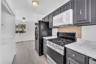 526 Alton Ct, Carol Stream, IL 60188 - Photo 10