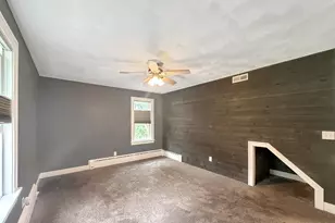 1720 W Harrison St, Freeport, IL 61032 - Photo 16