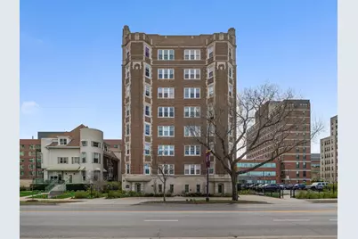 6334 N Sheridan Road #3F, Chicago, IL 60660 - Photo 1
