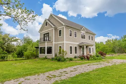 1215 Trolley Road, Eldorado, IL 62930 - Photo 4