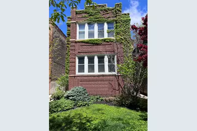 2604 W Argyle Street, Chicago, IL 60625 - Photo 1