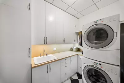 270 E Pearson Street #101, Chicago, IL 60611 - Photo 22