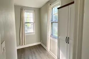 11733 S Stewart Ave, Chicago, IL 60628 - Photo 8