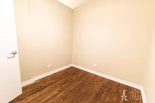1069 W 14th Pl, Chicago, IL 60608 - Photo 12