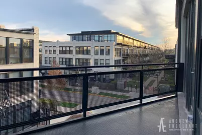 1069 W 14th Place #301, Chicago, IL 60608 - Photo 18