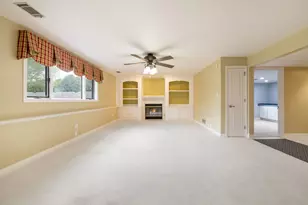 301 Greenfield Rd, Shorewood, IL 60404 - Photo 16